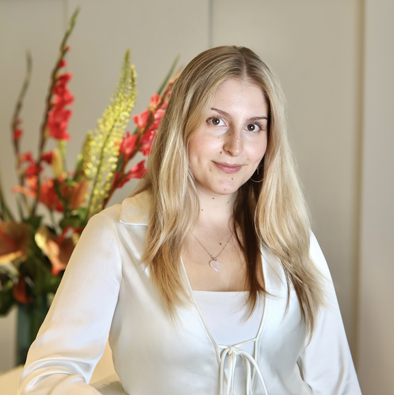 Central Aesthetics Team - Olivia Memmesheimer