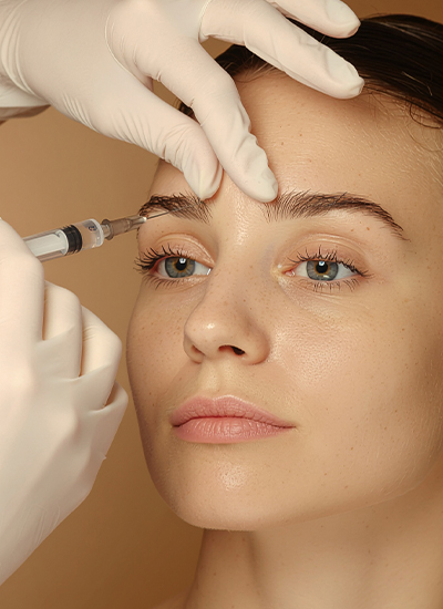 Faltenbehandlung Hyaluron, Dr. Deb, Central Aesthetics, Plastische Chirurgie & Schönheitschirurgie in Frankfurt