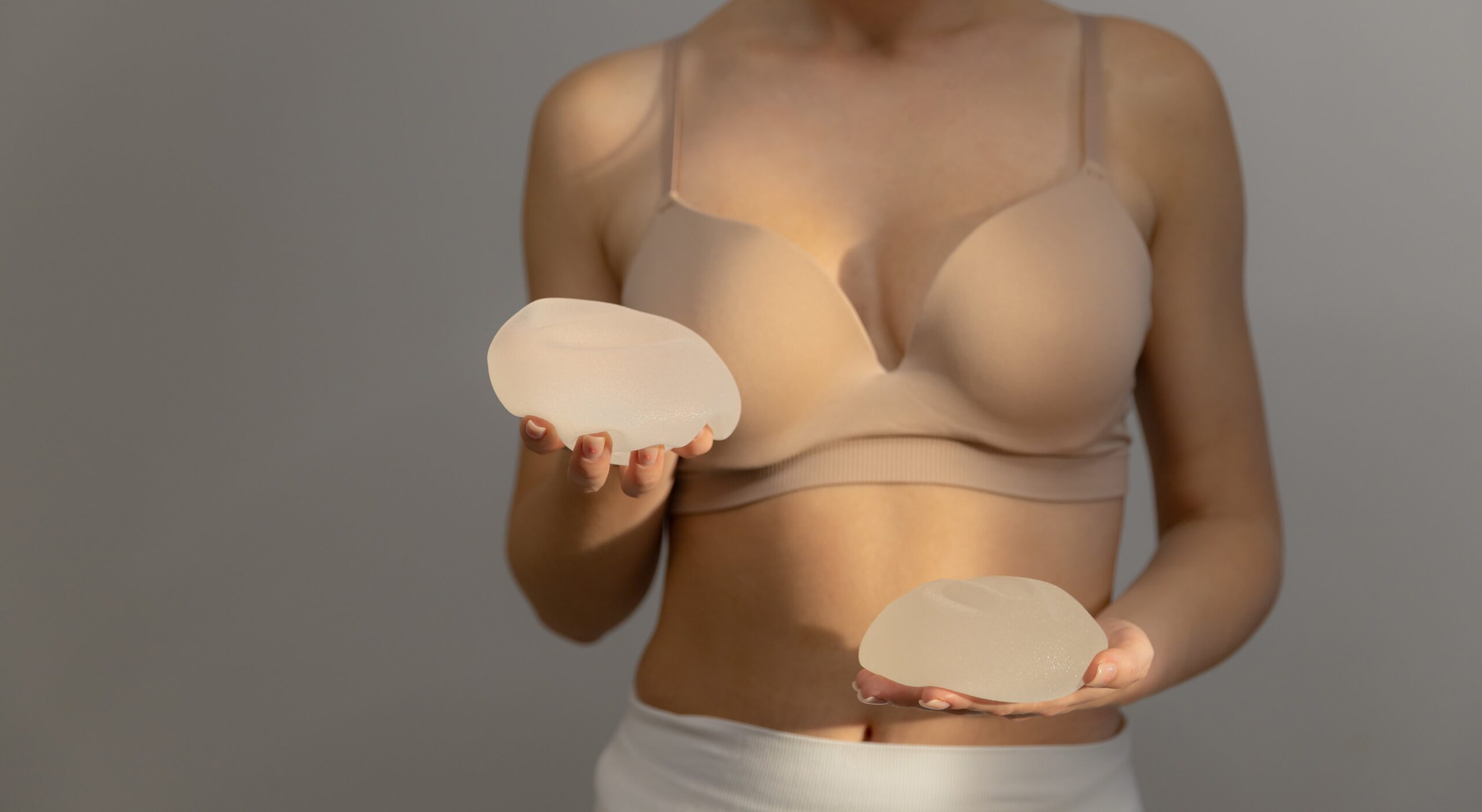 Brustvergrößerung in Frankfurt mit Implantaten